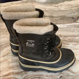 Women’s Sorel Caribou Waterproof size 8